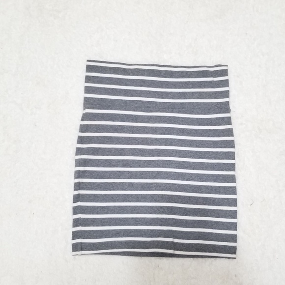 Forever 21 Dresses & Skirts - 🎈Forever 21 size S Bandage Stripe Skirt